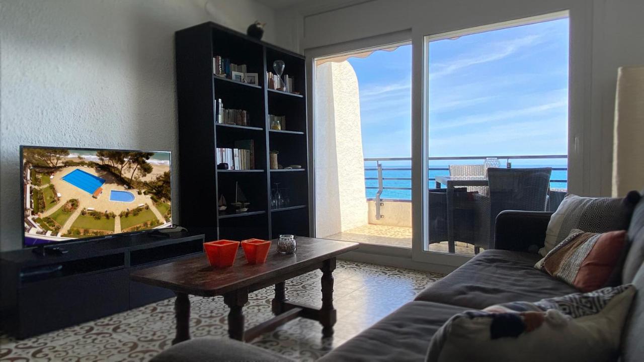 Sunrise Apartment Montroig Mar Miami Playa Екстер'єр фото